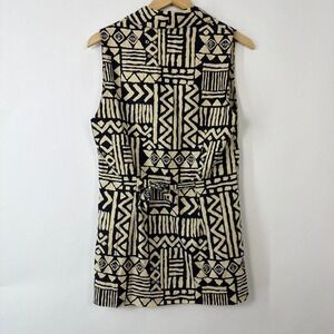 Artsy tribal print duster vest by Bagatelle Black + cream abstract pattern